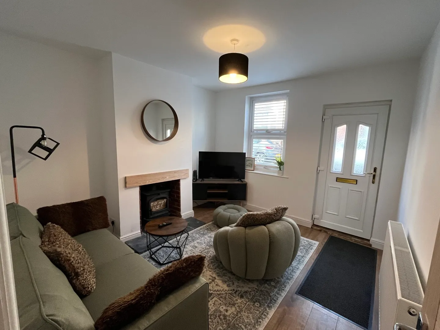 Modern 2 Bed Terraced House // West End // Sep 2026 - Image 3